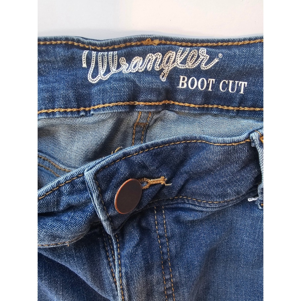 Wrangler Bootcut Jeans Women Size 12 Medium Blue Mid‎ Rise Denim - Picture 2 of 10